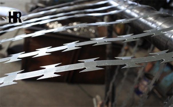 刀片刺繩 刀片刺繩