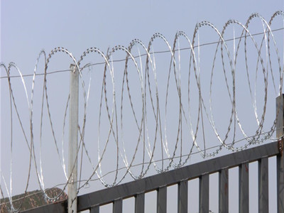 刀片刺繩 刀片刺繩